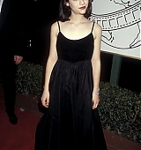1995-01-21-52nd-Golden-Globe-Awards-012.jpg