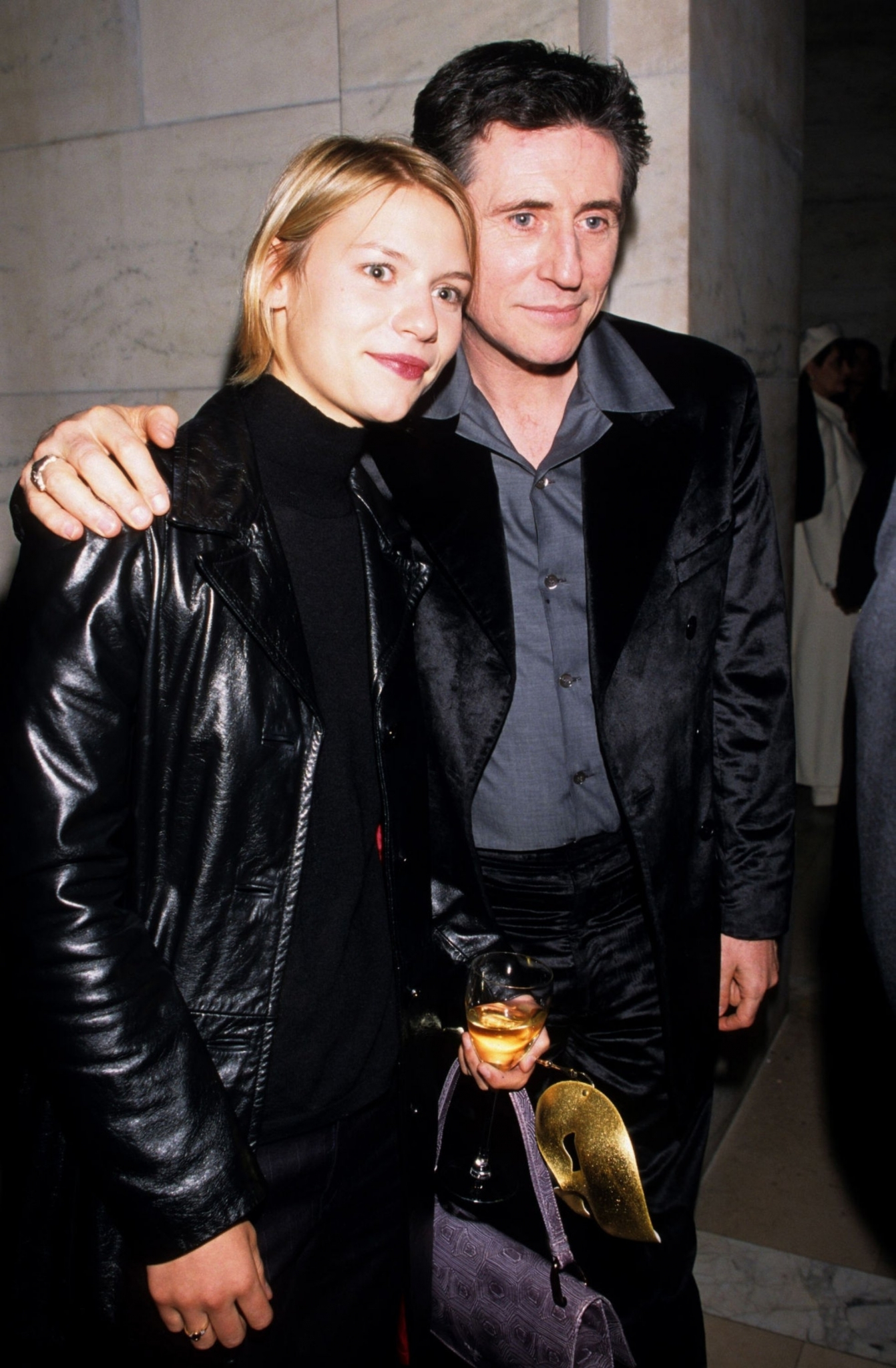 1998-03-02-The-Man-In-The-Iron-Mask-New-York-Premiere-008.jpg