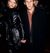 1998-03-02-The-Man-In-The-Iron-Mask-New-York-Premiere-006.jpg