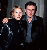 1998-03-02-The-Man-In-The-Iron-Mask-New-York-Premiere-028.jpg