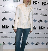 2005-02-10-Olympus-Fashion-Week-Fall-2006-022.jpg