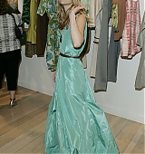 2005-03-22-MARNIs-Los-Angeles-Boutique-Opening-021.jpg