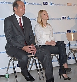 2007-11-15-DonorsChoose-Org-Press-Conference-013.jpg