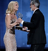 2010-08-29-62nd-Annual-Emmy-Awards-Stage-026.jpg
