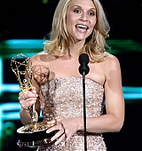 2010-08-29-62nd-Annual-Emmy-Awards-Stage-034.jpg