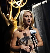 2010-08-29-62nd-Annual-Emmy-Awards-Stage-044.jpg