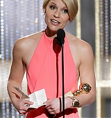 2011-01-16-68th-Annual-Golden-Globe-Awards-Stage-and-Audience-003.jpg