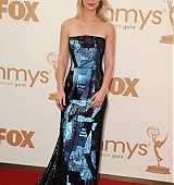 2011-09-18-64rd-Emmy-Awards-Arrivals-016.jpg