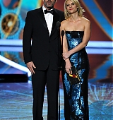 2011-09-18-64rd-Emmy-Awards-Stage-and-Audience-014.jpg