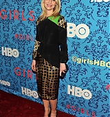 2012-04-04-HBO-With-The-Cinema-Society-Host-The-New-York-Premiere-Of-Girls-011.jpg