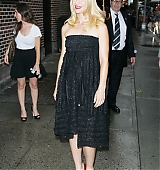 2012-09-04-Candids-Outside-Late-Show-With-David-Letterman-004.jpg