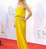 2012-09-23-64th-Emmy-Awards-Arrivals-021.jpg