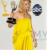 2012-09-23-64th-Emmy-Awards-Press-Room-005.jpg