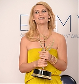 2012-09-23-64th-Emmy-Awards-Press-Room-012.jpg