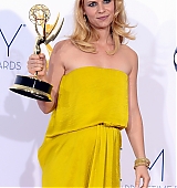 2012-09-23-64th-Emmy-Awards-Press-Room-021.jpg