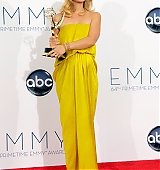2012-09-23-64th-Emmy-Awards-Press-Room-030.jpg