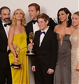 2012-09-23-64th-Emmy-Awards-Press-Room-041.jpg