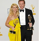 2012-09-23-64th-Emmy-Awards-Press-Room-043.jpg