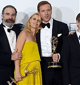 2012-09-23-64th-Emmy-Awards-Press-Room-054.jpg