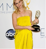 2012-09-23-64th-Emmy-Awards-Press-Room-083.jpg