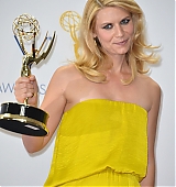 2012-09-23-64th-Emmy-Awards-Press-Room-094.jpg