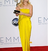 2012-09-23-64th-Emmy-Awards-Press-Room-117.jpg