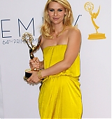 2012-09-23-64th-Emmy-Awards-Press-Room-118.jpg