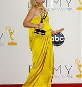 2012-09-23-64th-Emmy-Awards-Press-Room-119.jpg