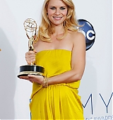 2012-09-23-64th-Emmy-Awards-Press-Room-152.jpg