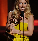 2012-09-23-64th-Emmy-Awards-Stage-And-Audience-007.jpg