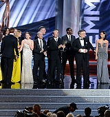 2012-09-23-64th-Emmy-Awards-Stage-And-Audience-023.jpg