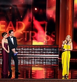 2012-09-23-64th-Emmy-Awards-Stage-And-Audience-062.jpg