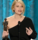 2013-01-27-19th-Screen-Actors-Guild-Awards-Stage-015.jpg
