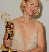 2013-09-22-65th-Emmy-Awards-Press-Room-041.jpg
