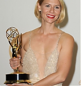 2013-09-22-65th-Emmy-Awards-Press-Room-080.jpg