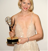 2013-09-22-65th-Emmy-Awards-Press-Room-092.jpg