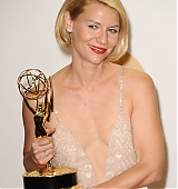 2013-09-22-65th-Emmy-Awards-Press-Room-095.jpg
