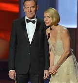 2013-09-22-65th-Emmy-Awards-Stage-004.jpg