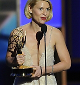 2013-09-22-65th-Emmy-Awards-Stage-024.jpg