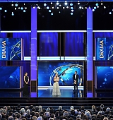 2013-09-22-65th-Emmy-Awards-Stage-029.jpg