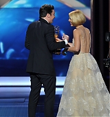2013-09-22-65th-Emmy-Awards-Stage-043.jpg