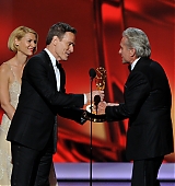 2013-09-22-65th-Emmy-Awards-Stage-057.jpg
