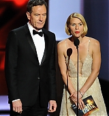 2013-09-22-65th-Emmy-Awards-Stage-069.jpg
