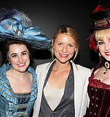 2014-05-27-Broadway-Backstage-A-Gentlemans-Guide-To-Love-And-Murder-005.jpg