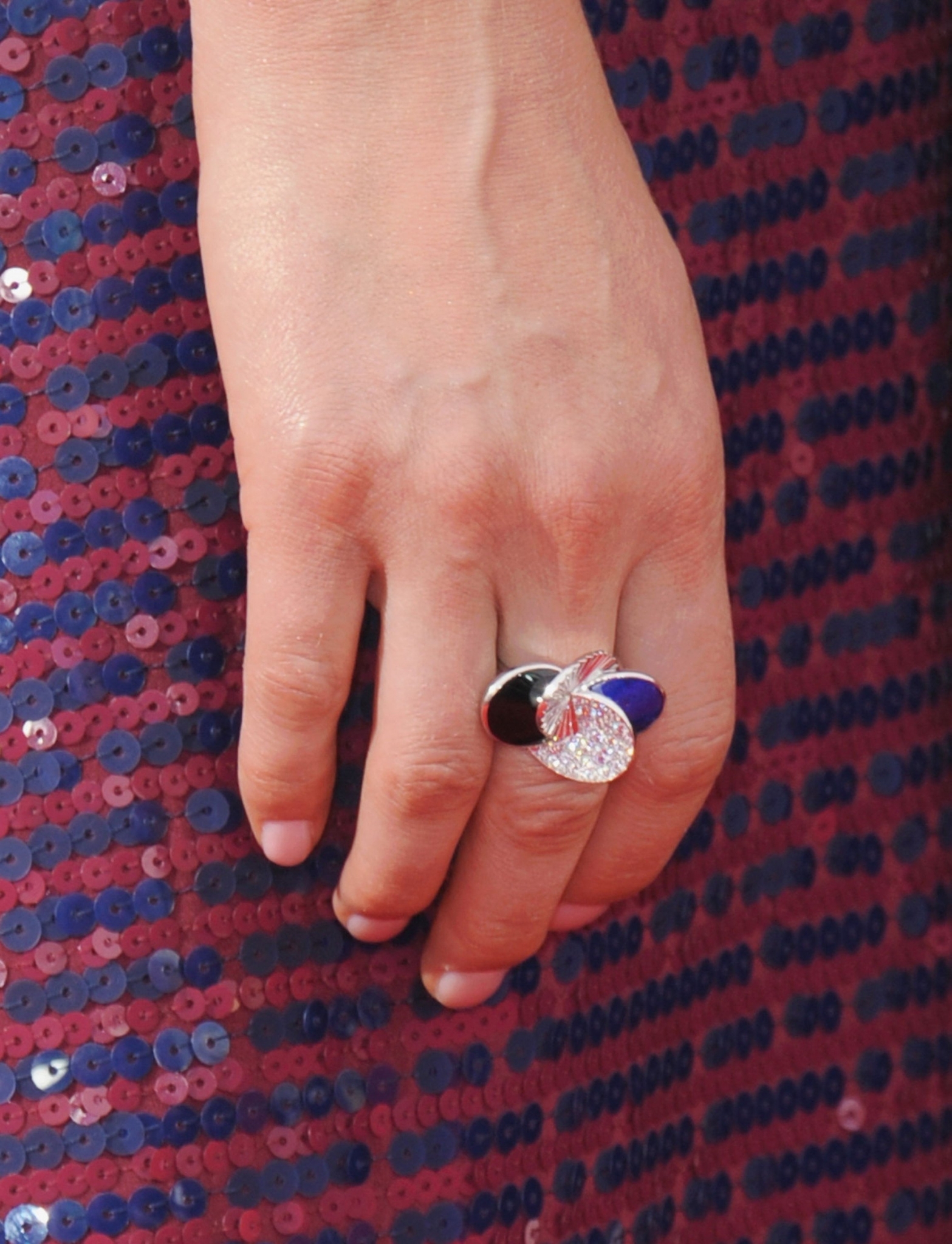 2015-09-20-67th-Emmy-Awards-Arrivals-073.jpg 2015-09-20-67th-Emmy-Awards-Arrivals-073.jpg