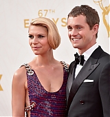 2015-09-20-67th-Emmy-Awards-Arrivals-064.jpg