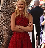 2015-09-24-Claire-Danes-Gets-A-Star-On-The-Hollywood-Walk-Of-Fame-0068.jpg