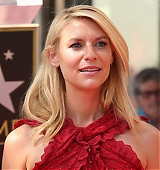2015-09-24-Claire-Danes-Gets-A-Star-On-The-Hollywood-Walk-Of-Fame-0141.jpg
