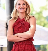 2015-09-24-Claire-Danes-Gets-A-Star-On-The-Hollywood-Walk-Of-Fame-0151.jpg