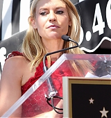 2015-09-24-Claire-Danes-Gets-A-Star-On-The-Hollywood-Walk-Of-Fame-0166.jpg